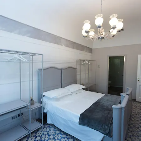 Palazzo Conti & Hotel 3*