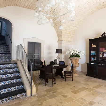 Palazzo Conti & Hotel 3*