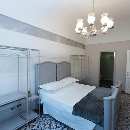 Palazzo Conti & Hotel 3*