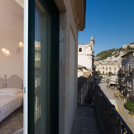 Palazzo Conti & Hotel