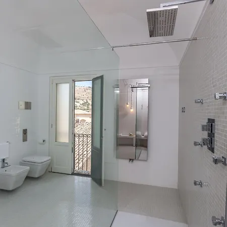 Palazzo Conti & Hotel 3*