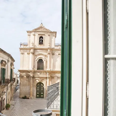 Palazzo Conti & Hotel 3*