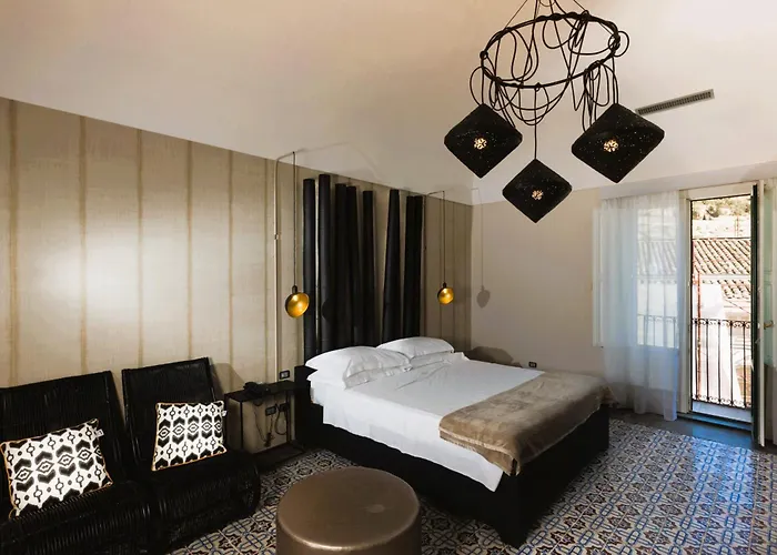 Palazzo Conti & Hotel 3*